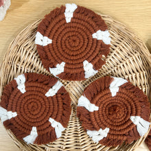 Load image into Gallery viewer, Pin Wheel Coaster